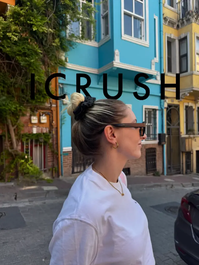 ICRUSH Jewelry Schmuck in einer Fashion Campaign in Istanbul